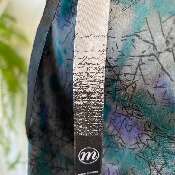 Kensie artist print dress.So luxuriously soft & comfortable.Perfect for summer❤️ - Picture 3 of 9